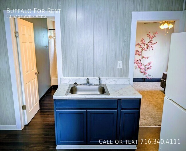 Building Photo - 53 Sage Ave