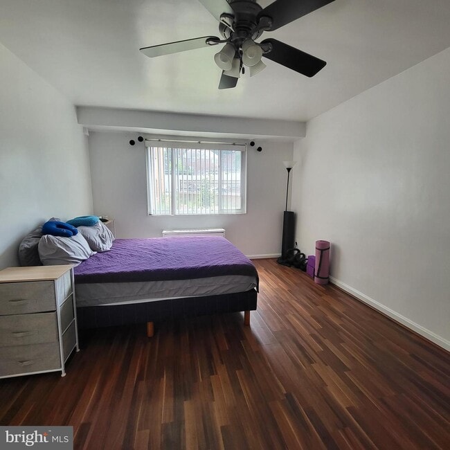 Building Photo - 95 E Wayne Ave