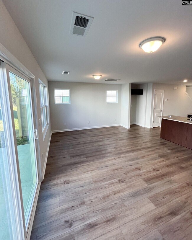 Building Photo - 330 Canary Grass Ct