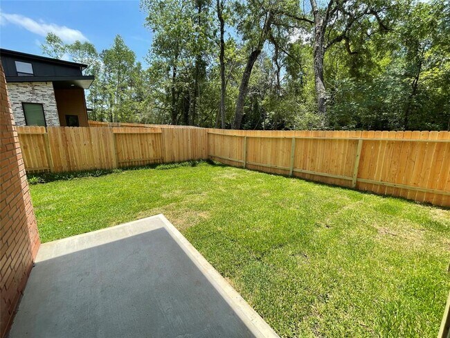 Building Photo - 2515 Appian Wy