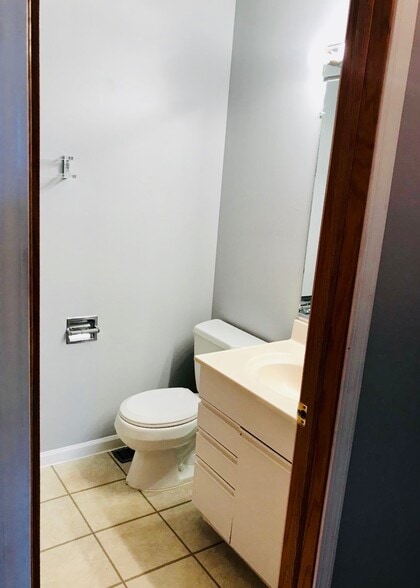 Bathroom - 1661 Cornell Dr