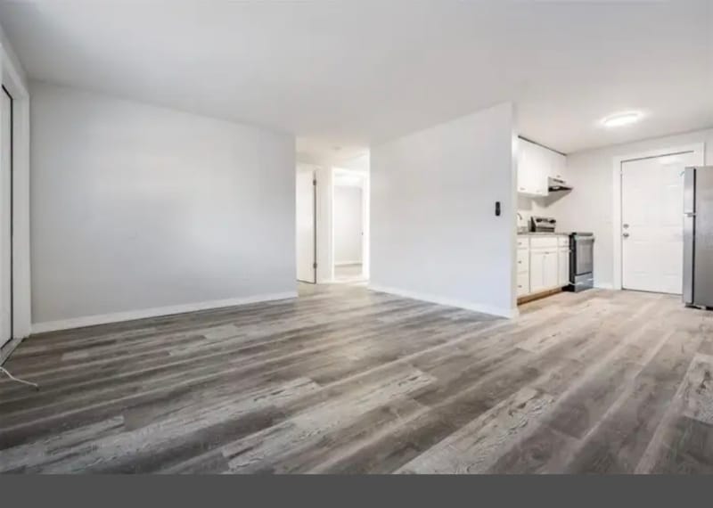 Building Photo - 1707 E Idell St