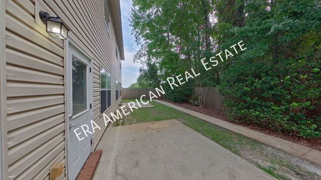 Building Photo - 2240 Hadleigh Hills Ct
