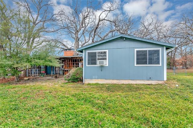 Building Photo - 410 Shady Ln