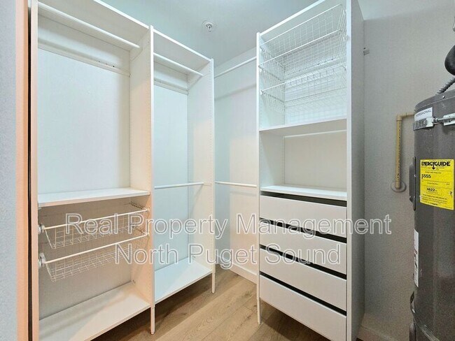 Building Photo - 18930 Bothell Everett Hwy