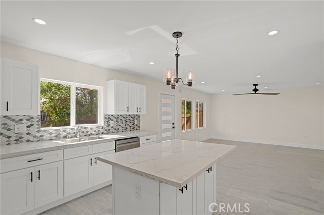 Building Photo - 14815 Country Ln