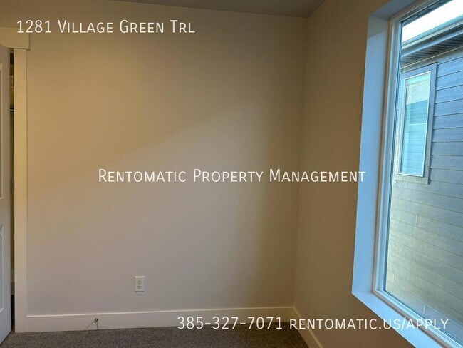 Building Photo - 1281 Vlg Grn Trl