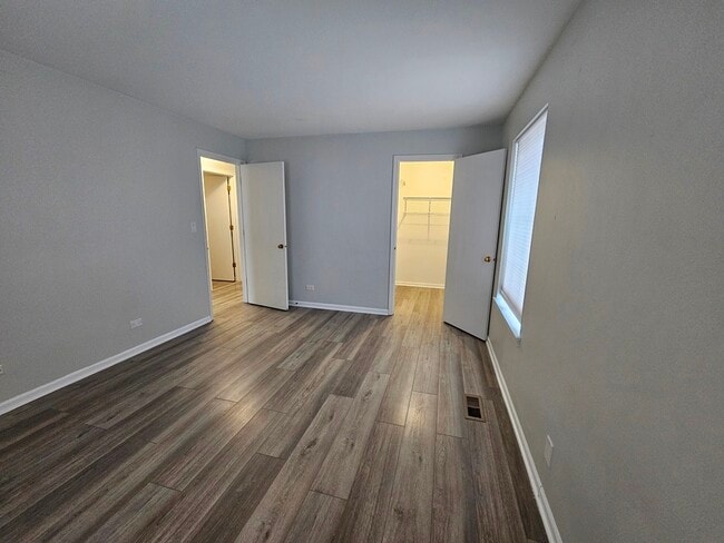 Building Photo - 1241 Bradwell Ln