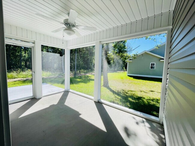 Building Photo - 1 year New 3bd / 2ba w/ high end finishes, right in the heart of Conway!!