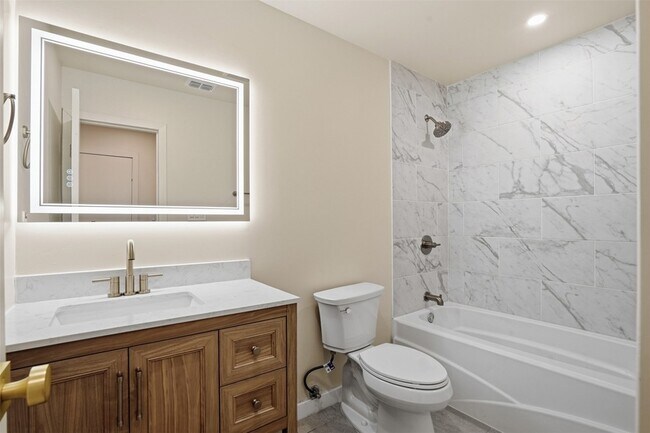 Building Photo - 3514 Brookhurst Ln