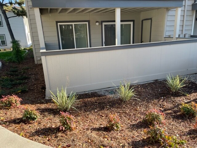 Building Photo - Vineyard Village