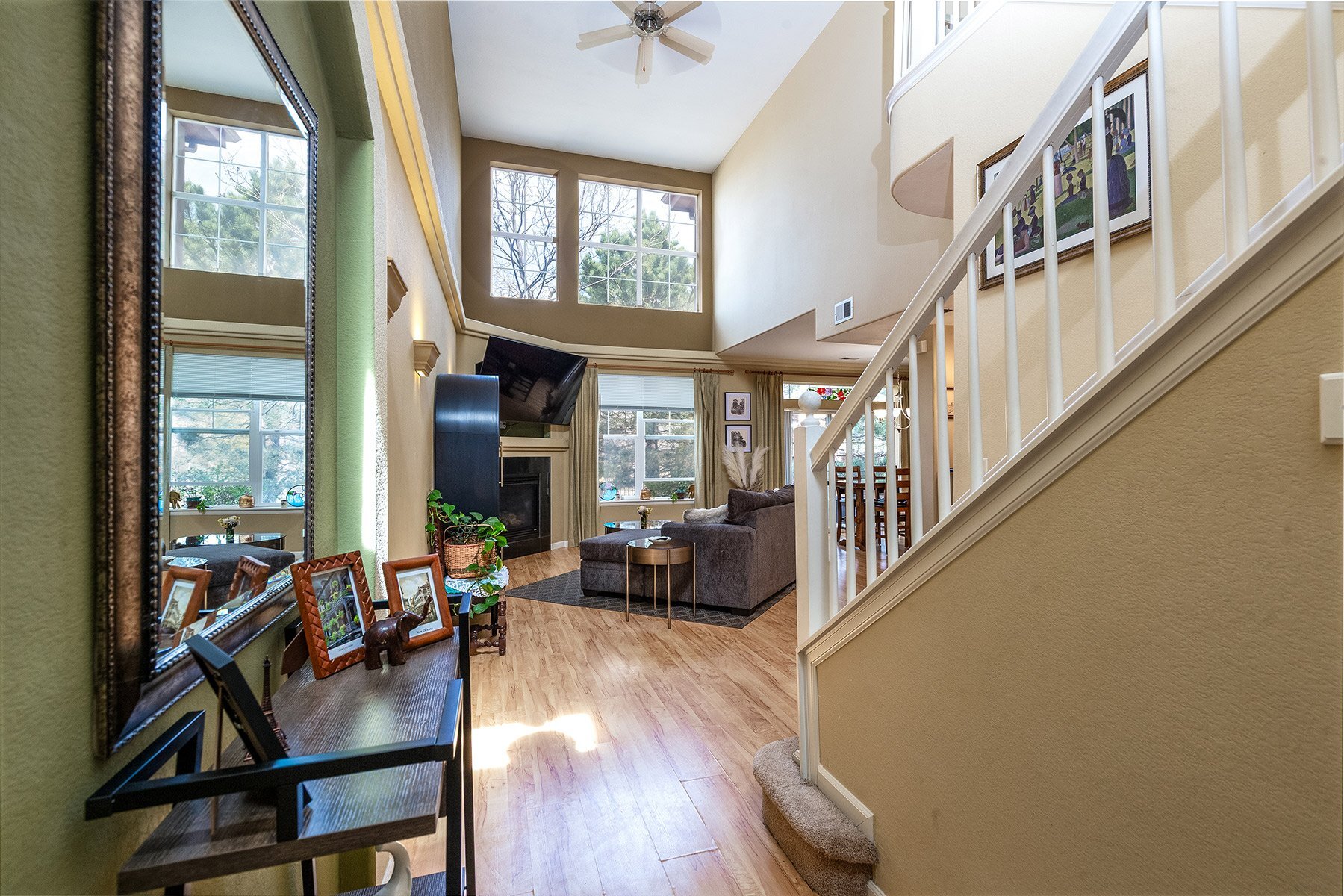 Building Photo - 15201 E Batavia Pl