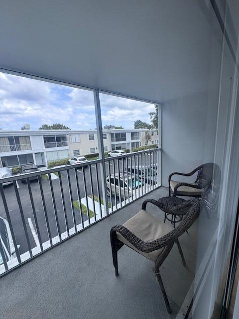 Building Photo - 6475 Bay Club Dr