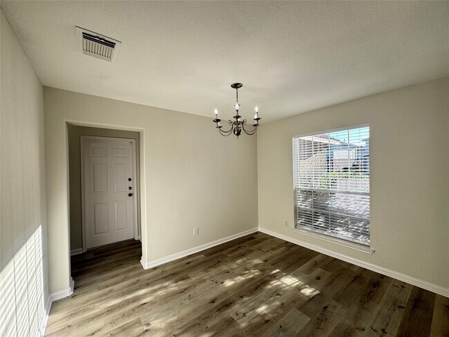 Building Photo - 11811 Madison Kendall Ln