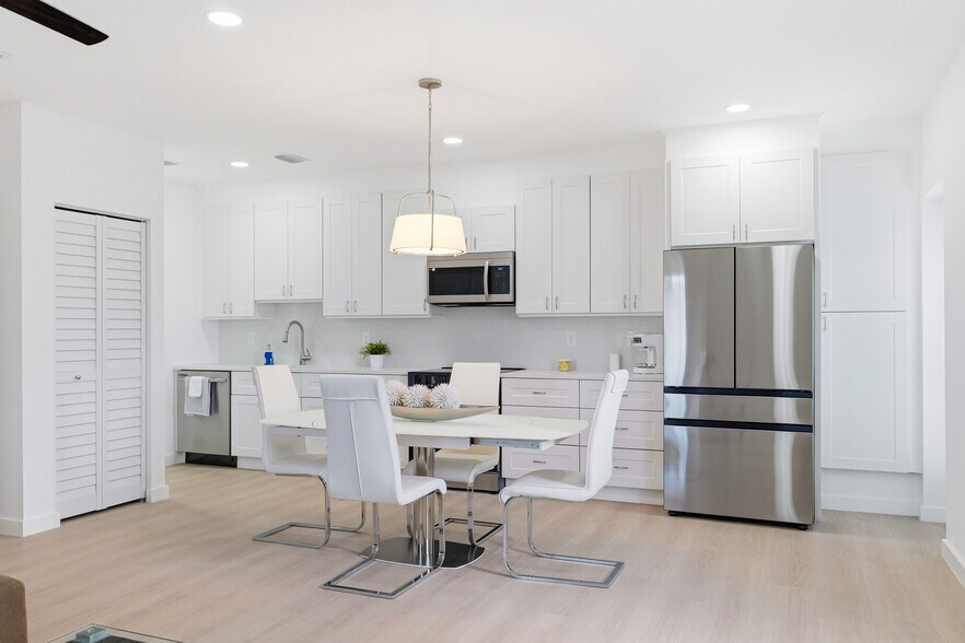 Building Photo - 508 Brandon Ave