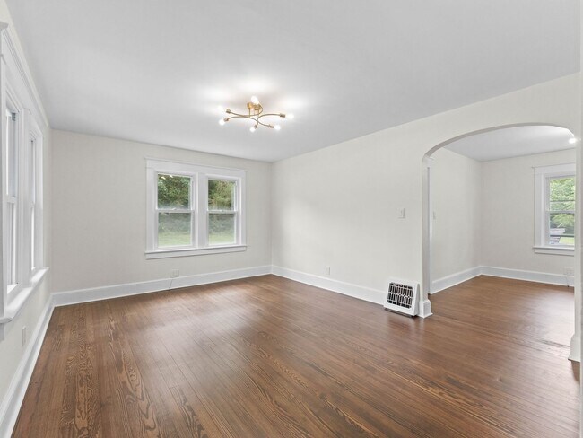 Building Photo - 3534 N Delsea Dr