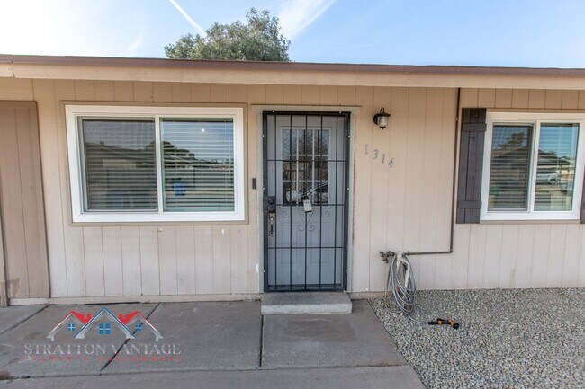 Building Photo - 1314 S 78th St