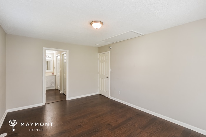 Building Photo - 18730 Canoebrook Ln