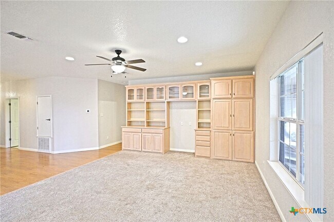 Building Photo - 2725 Diamond Trail