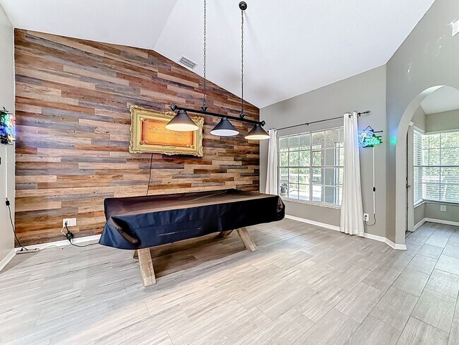 Building Photo - Discover your peaceful retreat in Wekiwa W...