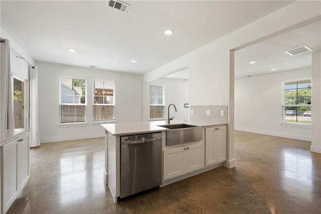 Building Photo - 1311 Fort Branch Blvd