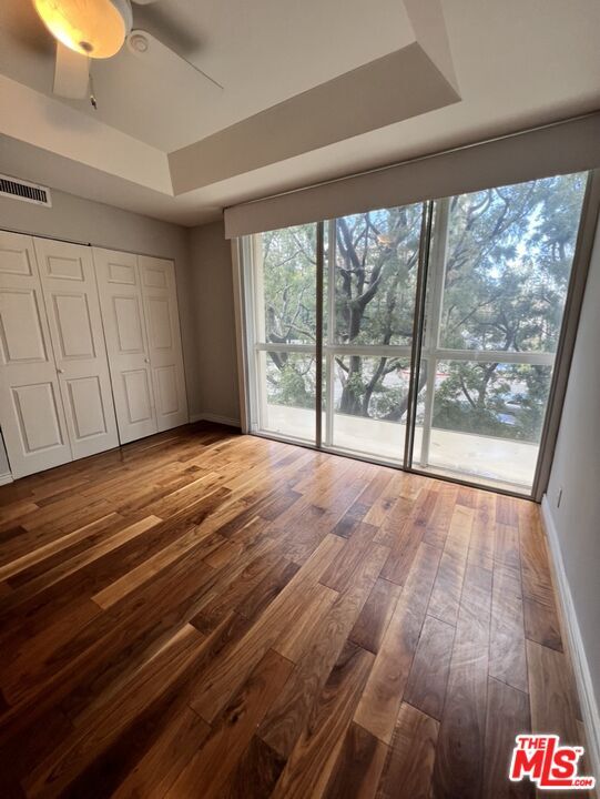 Building Photo - 2160 Century Pk E