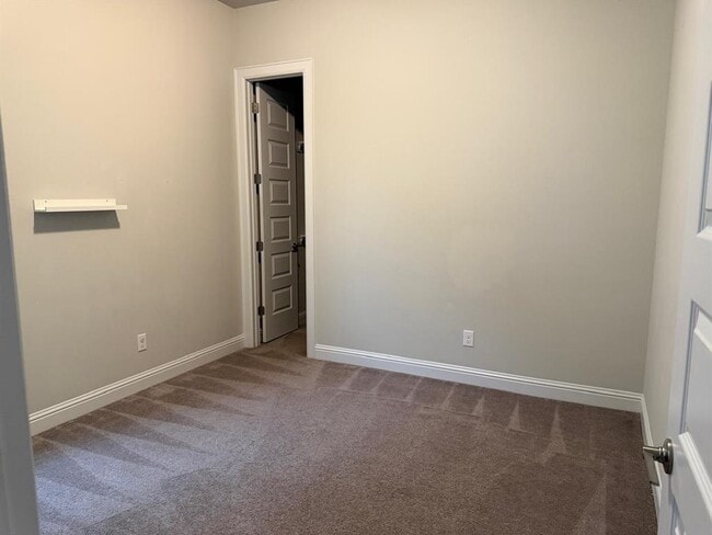 Building Photo - 601 C-Bar Ranch Trl