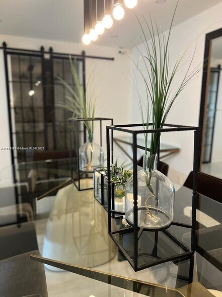 Building Photo - 10150 Collins Ave