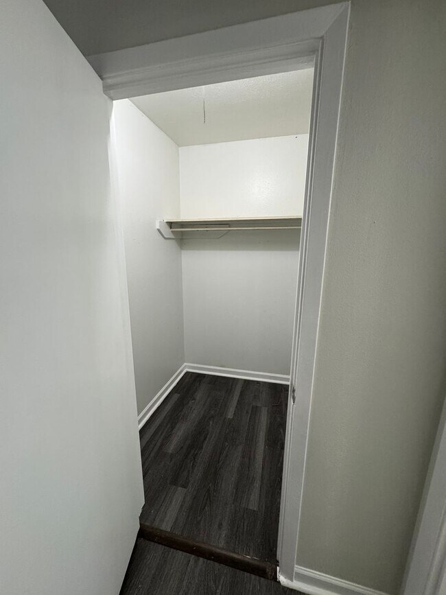 Building Photo - 6493 Marcie St