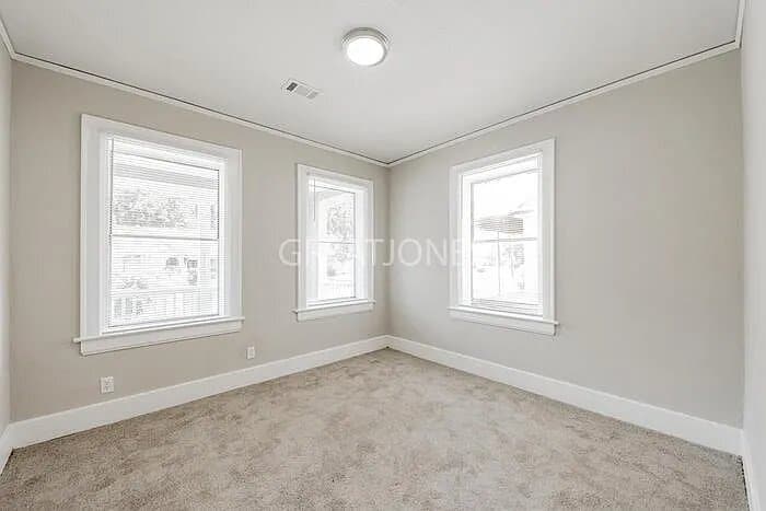 Building Photo - 840 Terrace Ave