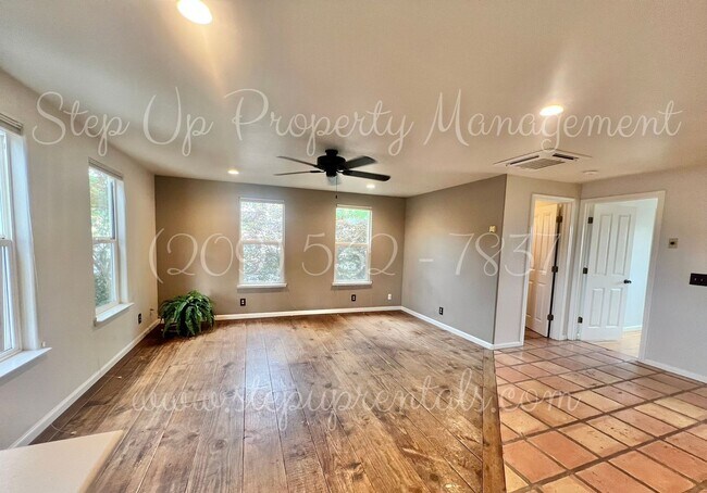 Building Photo - Charming Angels Camp Cottage with Solar