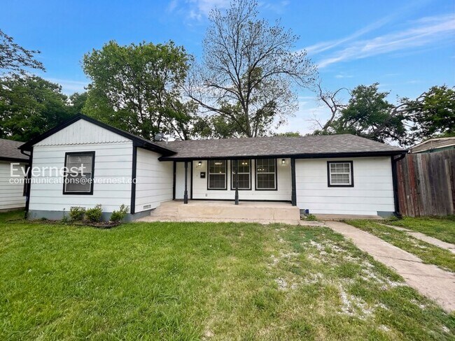 Building Photo - 10425 Ferguson Rd