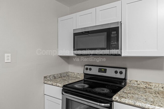 Building Photo - 1644 Nemnich Rd