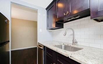 Building Photo - 5 Windham Loop