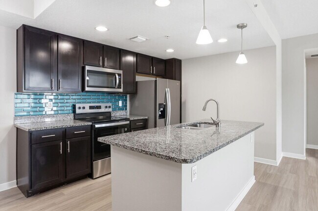 Building Photo - 3611 High Ridge Rd