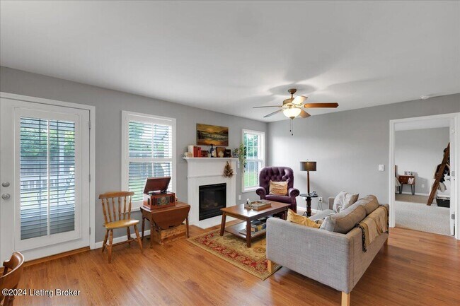 Building Photo - 2014 Cherrywood Dr