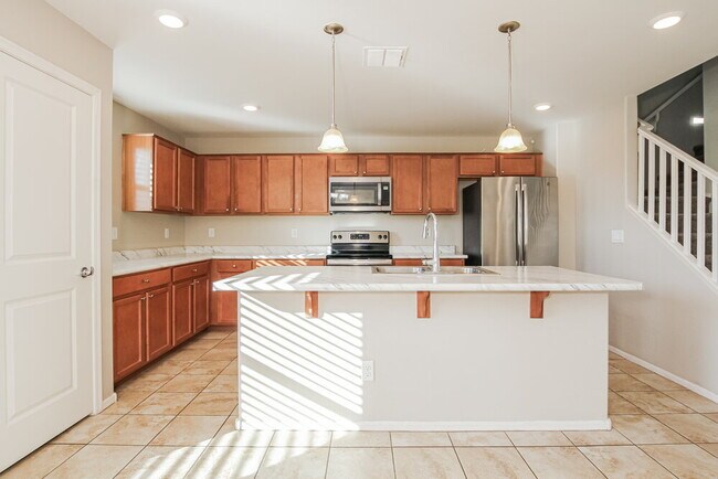 Building Photo - 11633 N 165th Ln