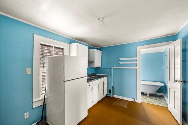 Building Photo - 1524 Mechanic St