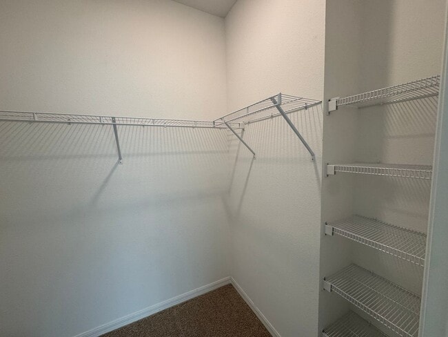 Building Photo - Fall Into Savings –Rent Reduced! Housing Choice Vouchers Accepted!