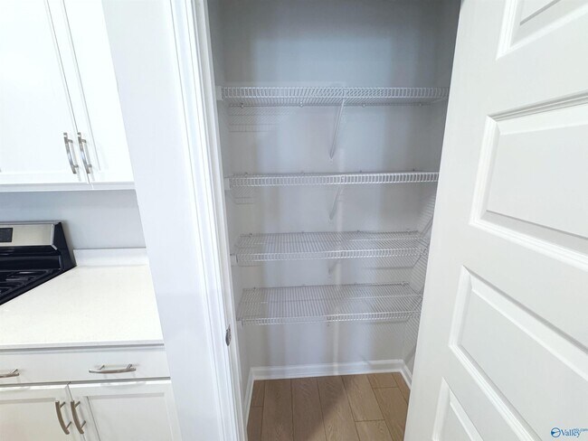 Building Photo - 6065 Gardner Maples Dr SE