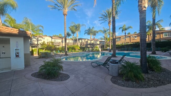 Building Photo - Gorgeous Resort Style - Gated and Guarded Community