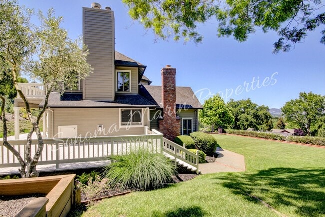 Building Photo - Panoramic Views from Hillside Custom Home on private drive