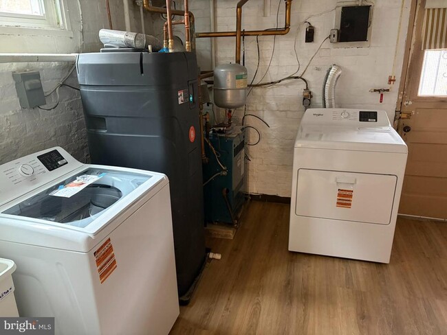 Building Photo - 603 Quackenbos St NW