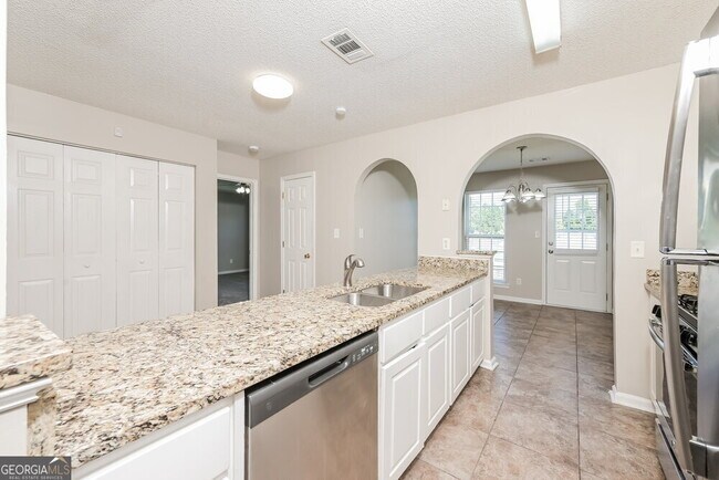 Building Photo - 4774 Golod Way