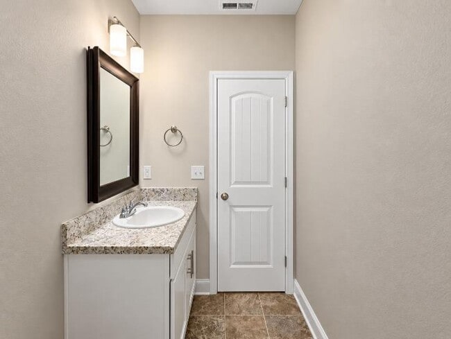 Building Photo - 1233 Black Oak Cir