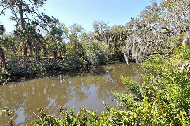 Building Photo - 2746 Orchid Oaks Dr