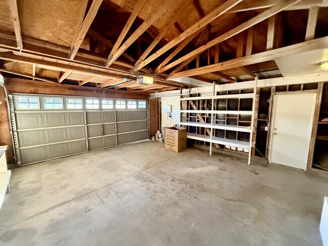 Building Photo - 4238 Brookside Dr