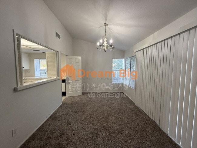 Building Photo - 1585 Stoneykirk Dr