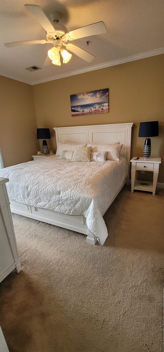 Building Photo - 1100 Commons Blvd