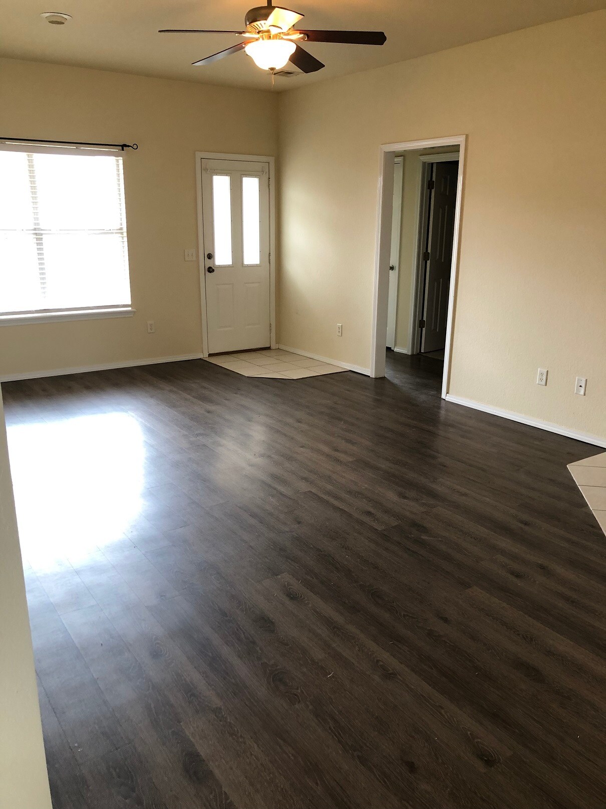 Living Room - 600 Woods Dr